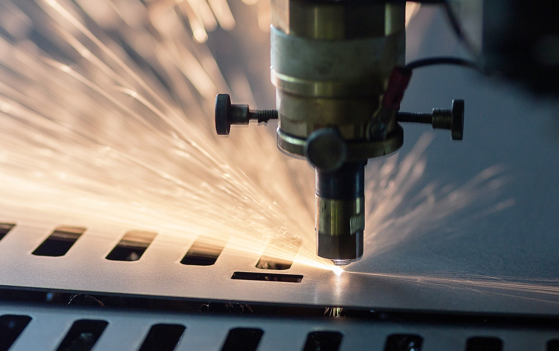 Crea una macchina da disegno CNC