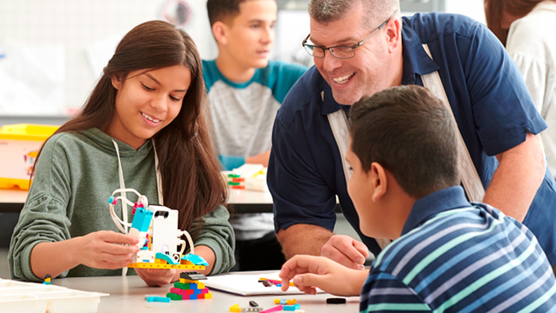 LE_Flipper_Lifestyle_1HY2019_45678_07_1