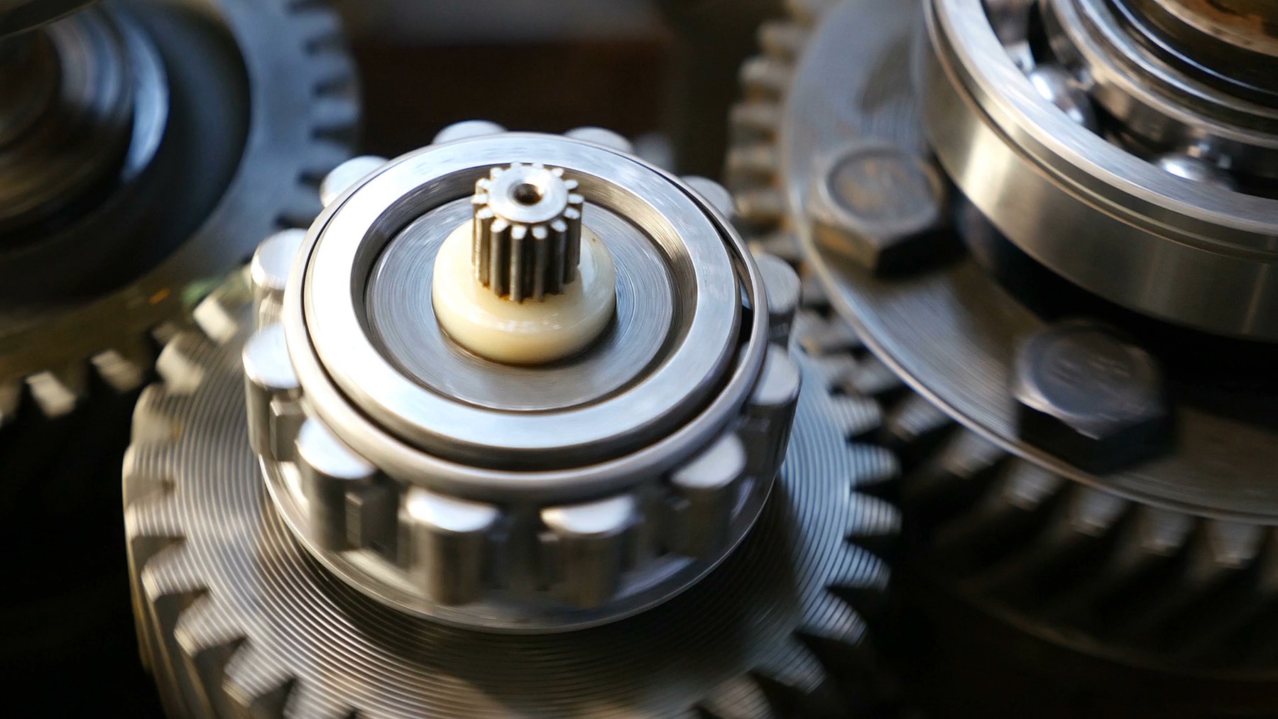 MCR-UV-Engineering-Lab-Cover