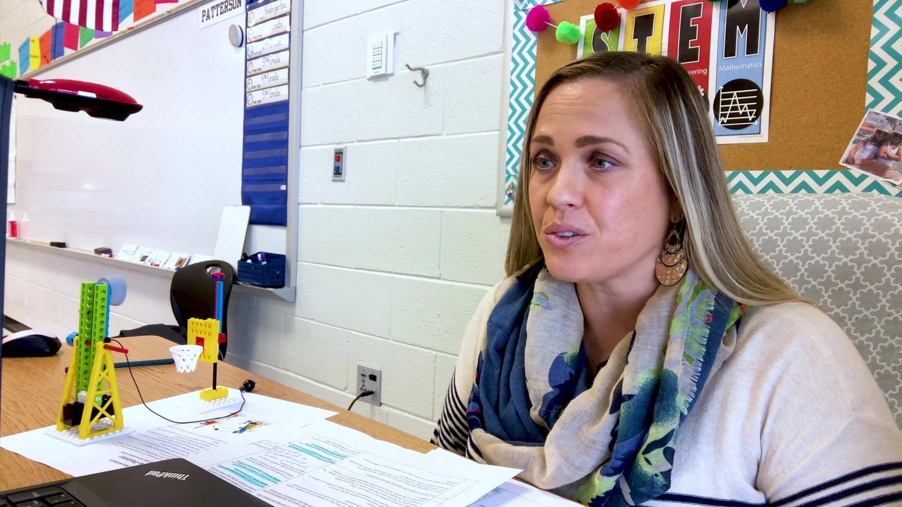 Listen to this student explaining to the teacher how his Free Throw basketball model works best.