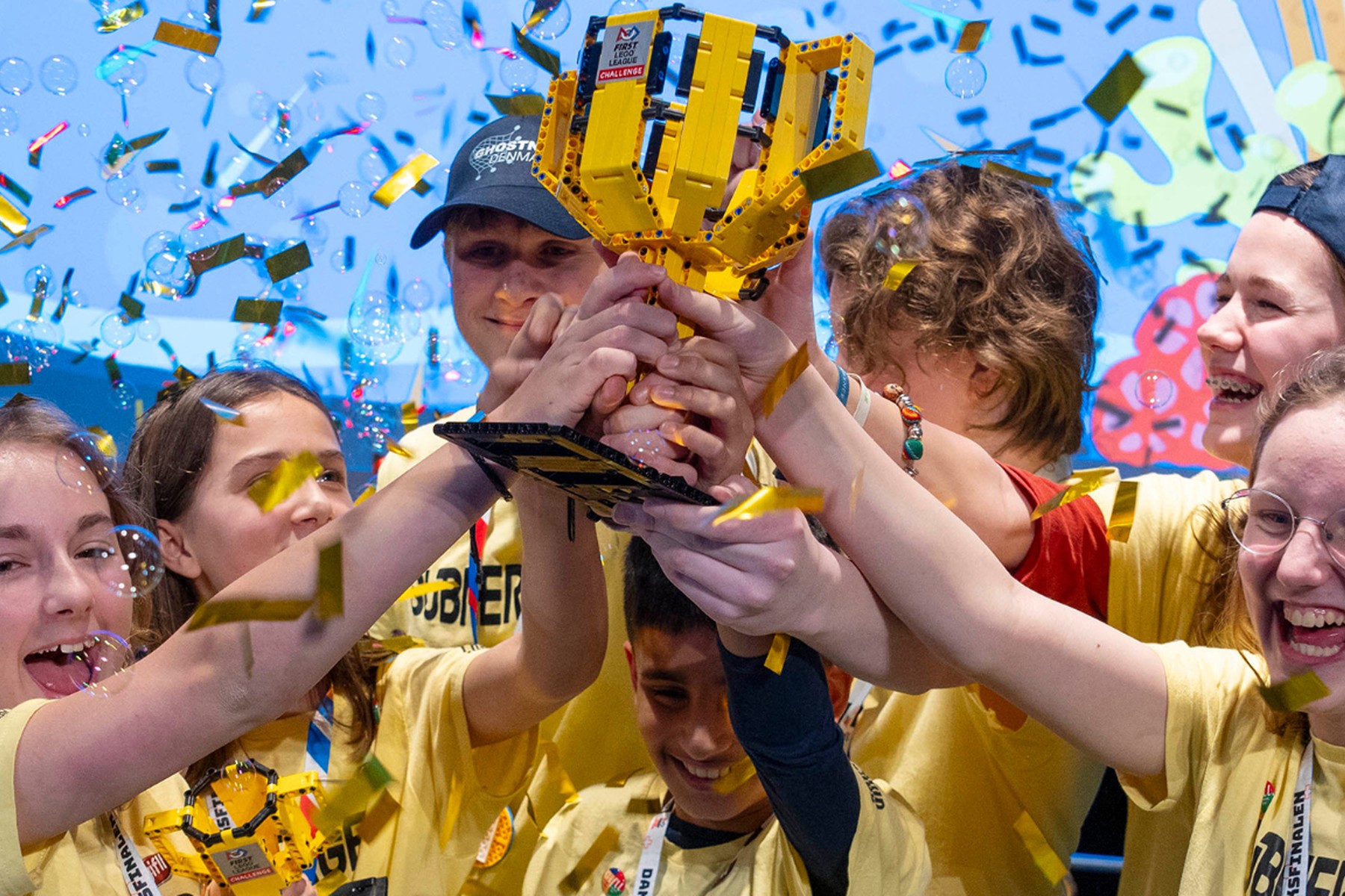 FLL_Lifestyle_FLL winners_3000x2000.png