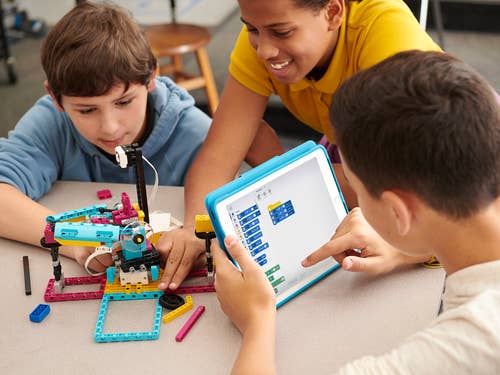 LEGO® Education SPIKE™ Prime Set 5 Zobacz u producenta — LEGO Education