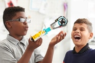 Students learning with a STEAM set