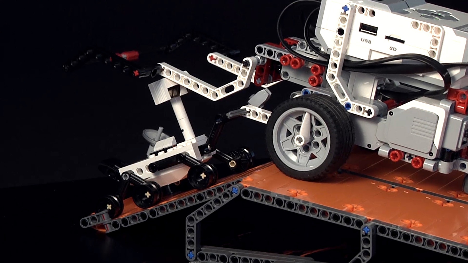 MCR-SV-3-3-Free-the-MSL-Robot-Cover