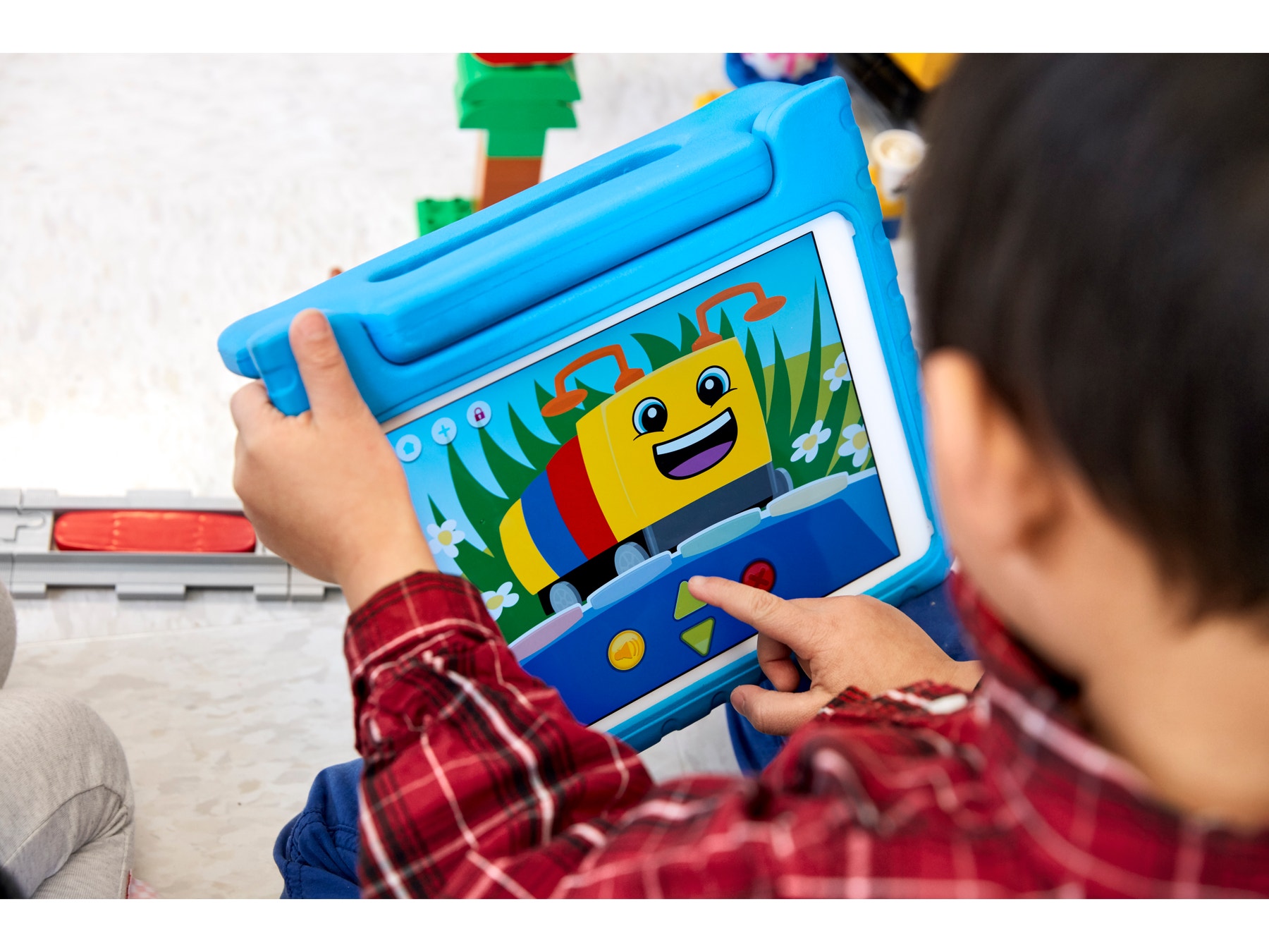 Student learning with coding app